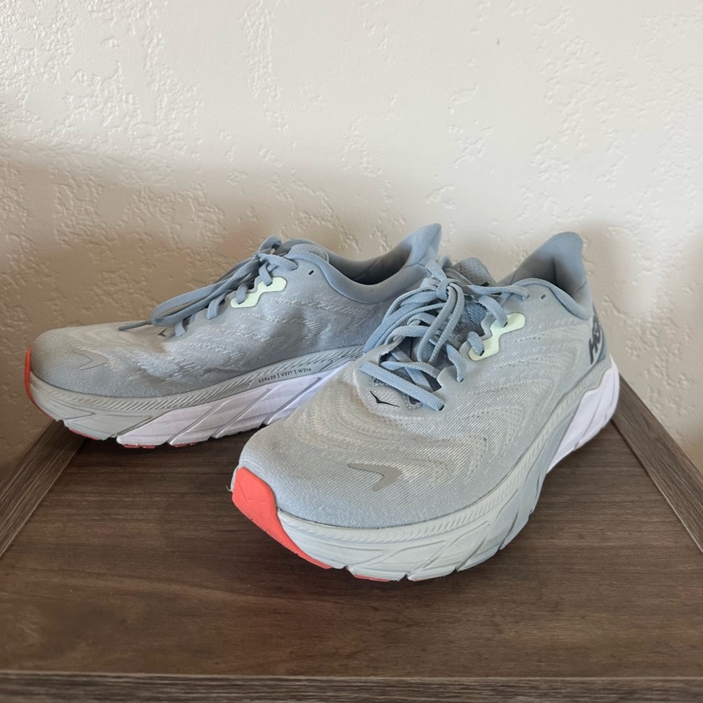 Hoka Arahi 6 Women’s Size 10